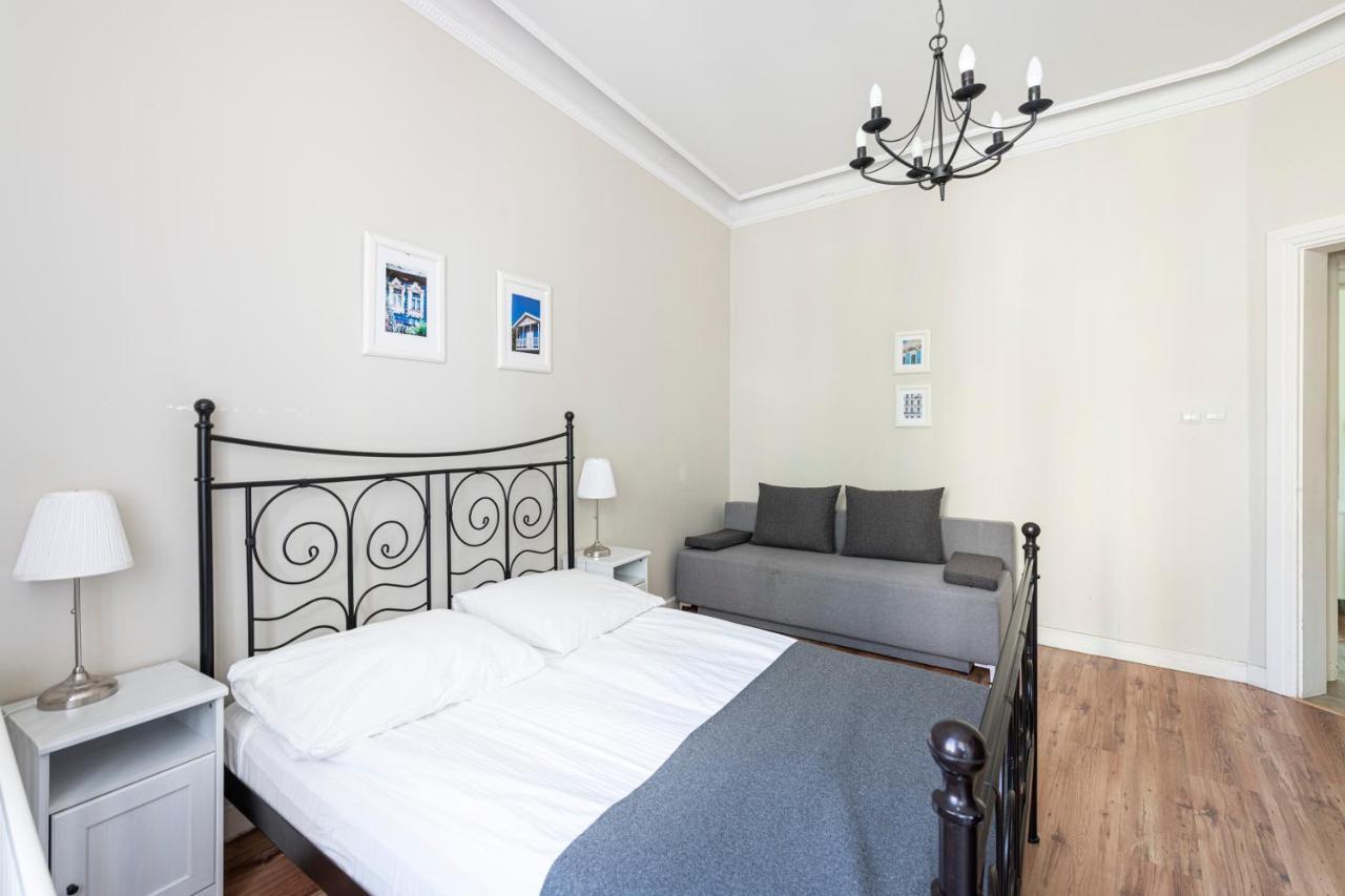 Park Apartment