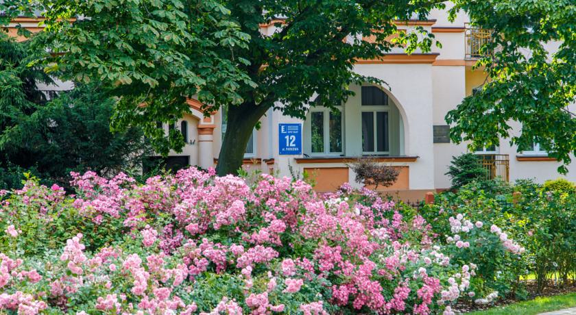 Park Apartment